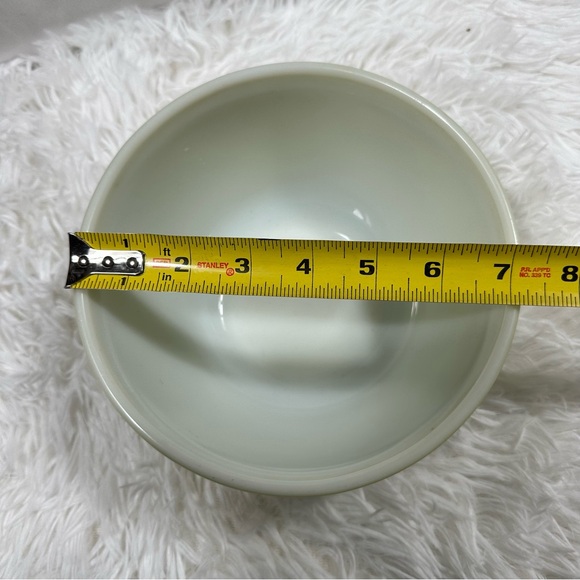 Vintage Green Pyrex Mixing Bowl 1 1/2 Quart 402 Made In USA - Picture 9 of 9